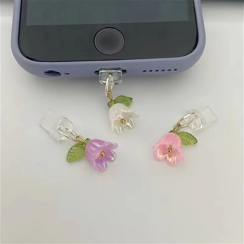 

1 Piece Lily-Of-The-Valley Phone Charging Port Dust Plug, Artificial Pearl Decorative Pendant/Suitable for Iphone/Type-C, Suitable for All Phone Brands, 3D Flower Pendant, Phone Accessories
