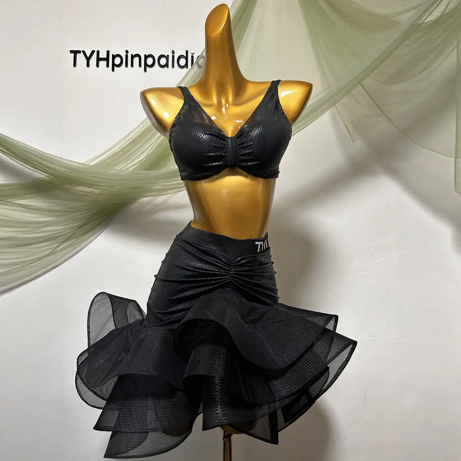 

Новая сексуальная одежда для латинских танцев, женская одежда для соревнований, короткие топы, юбка с рыбьей косточкой, костюм для латинских танцев для взрослых