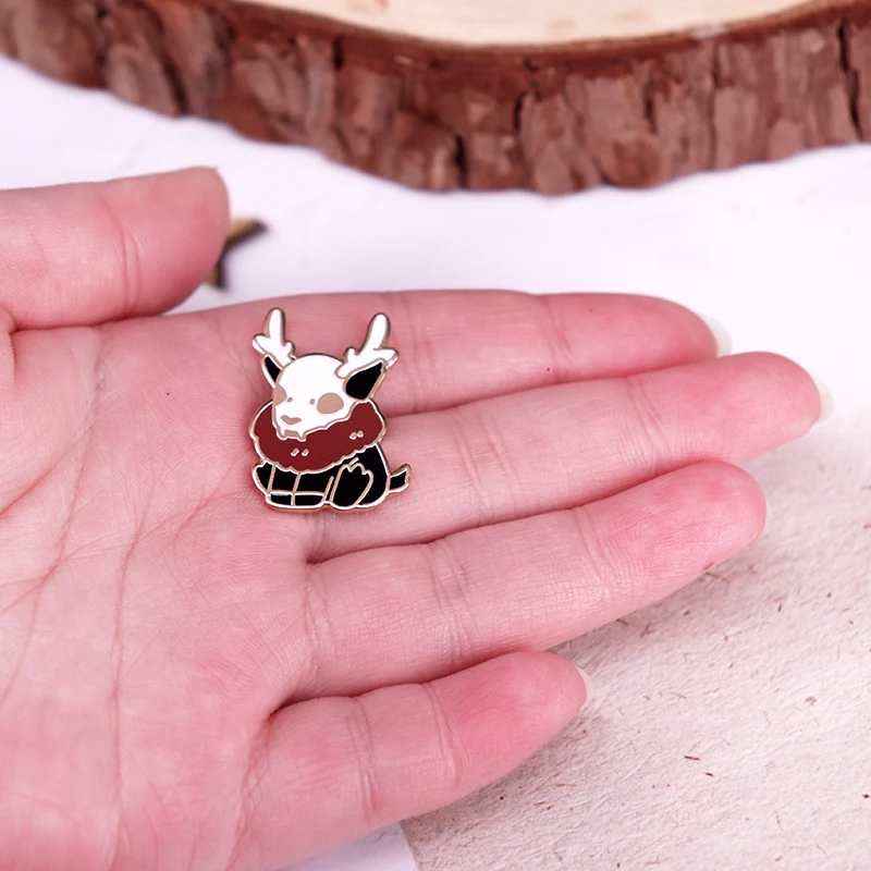 Kawaii الغزلان الوحش المينا دبوس Cryptid مخلوق أسطوري شارة لطيف مجوهرات الديكور