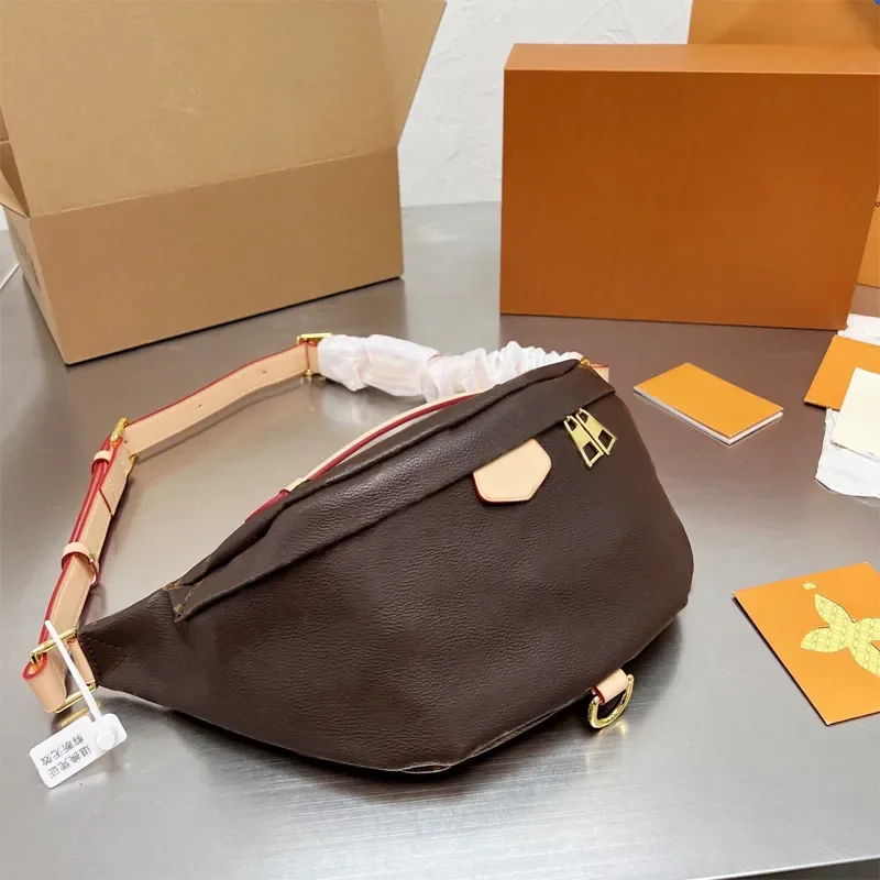 

cellphone case Luxury Designers Waist Bag Famous Bumbag Heart Bags wallet Women crossbody bag Fashion Brown Fanny Pack styles olld flower Serial Number Date Code