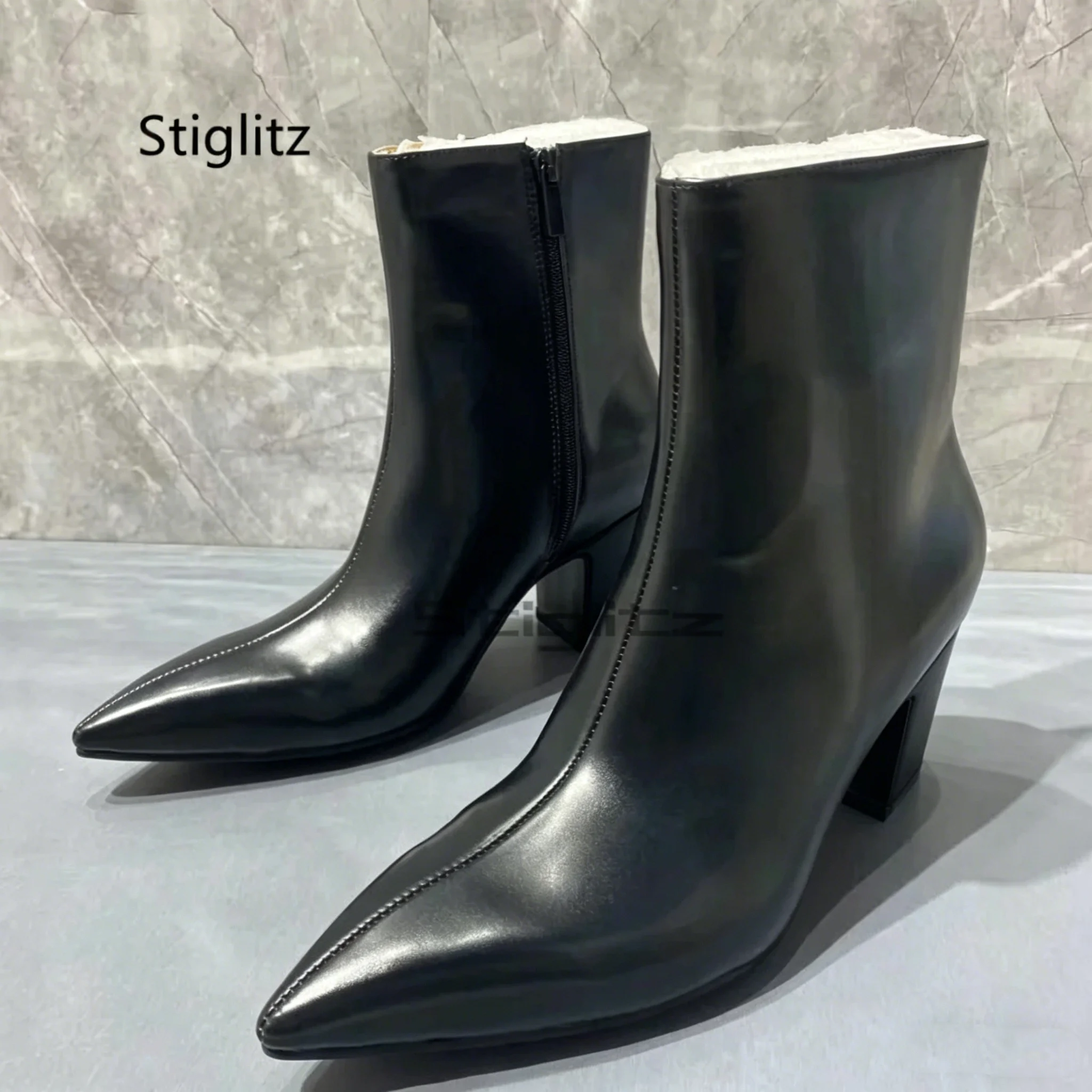 

Black Pointed Toe High Heels Men's Boots Genuine Leather Side Zipper Chelsea Ankle Boots for Men British Style Catwalk Male Shoe
