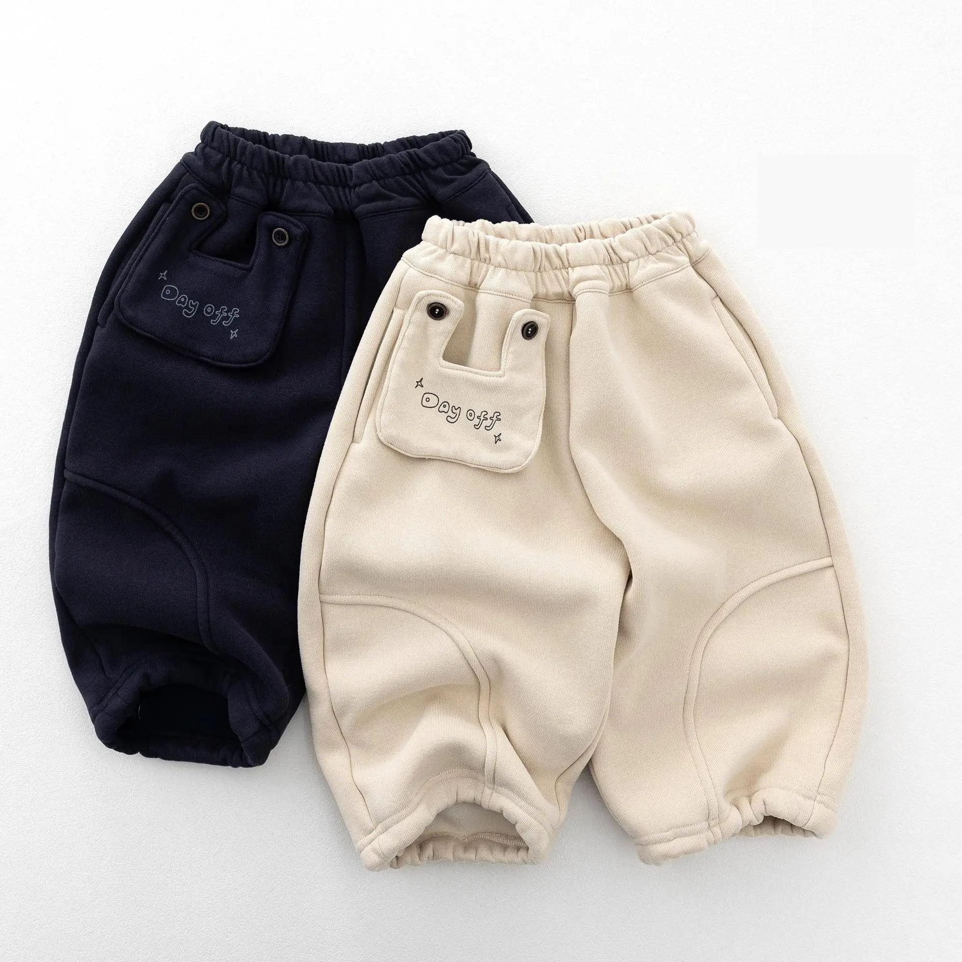 2026 Winter New Children Fleece Casual Pants Boys Warm Sweatpants Plus Velvet Thick Girls Cartoon Print Trousers Kids Clothes