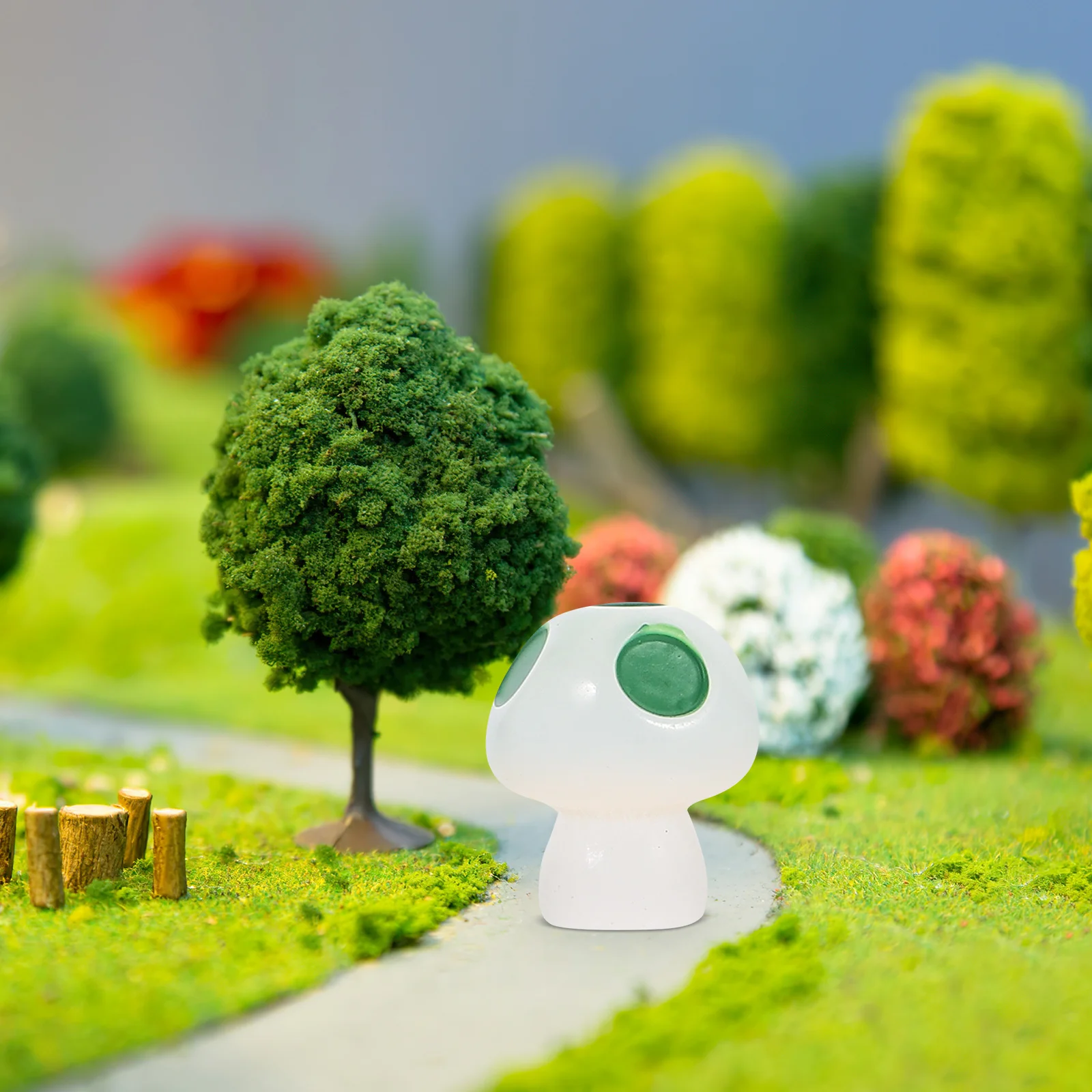 

40Pcs Night Glow Micro Landscape Mushroom Decorations Resin Miniature Simulation Garden Home Decor Bonsai Accessories