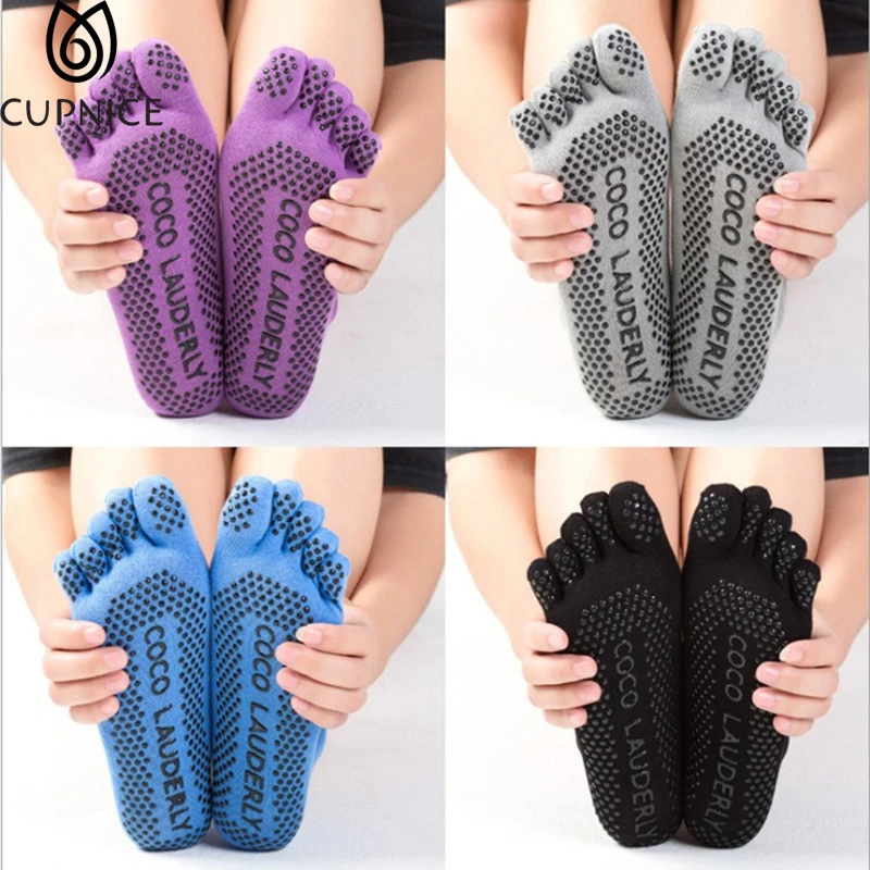 Women Yoga Silicone Socks Gloves Sets Half Toe Five Toed Non Slip Ladies Sports Socks Five-Finger Gloves