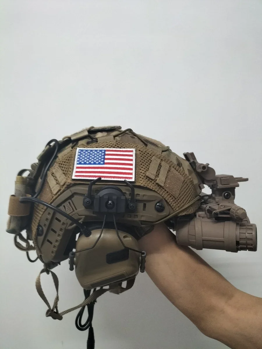 Fast Tactical Helmet with Special Forces Cod Ghost Full Set of Equipment