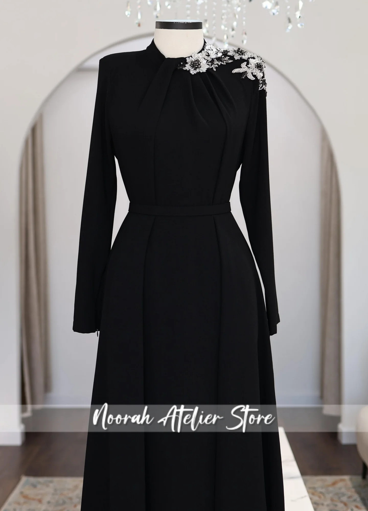 Muslim Black O N Peplum Luxury Evening Dresses 2025 Long Sleeves Wedding Gown فساتين سهرة Formal Dress Customized