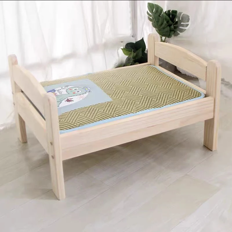 

Modern Classic French Design Cat/Dog Bed Solid Pine Wood Animal Pattern Plush Foam Velvet Sustainable Pet House Furniture