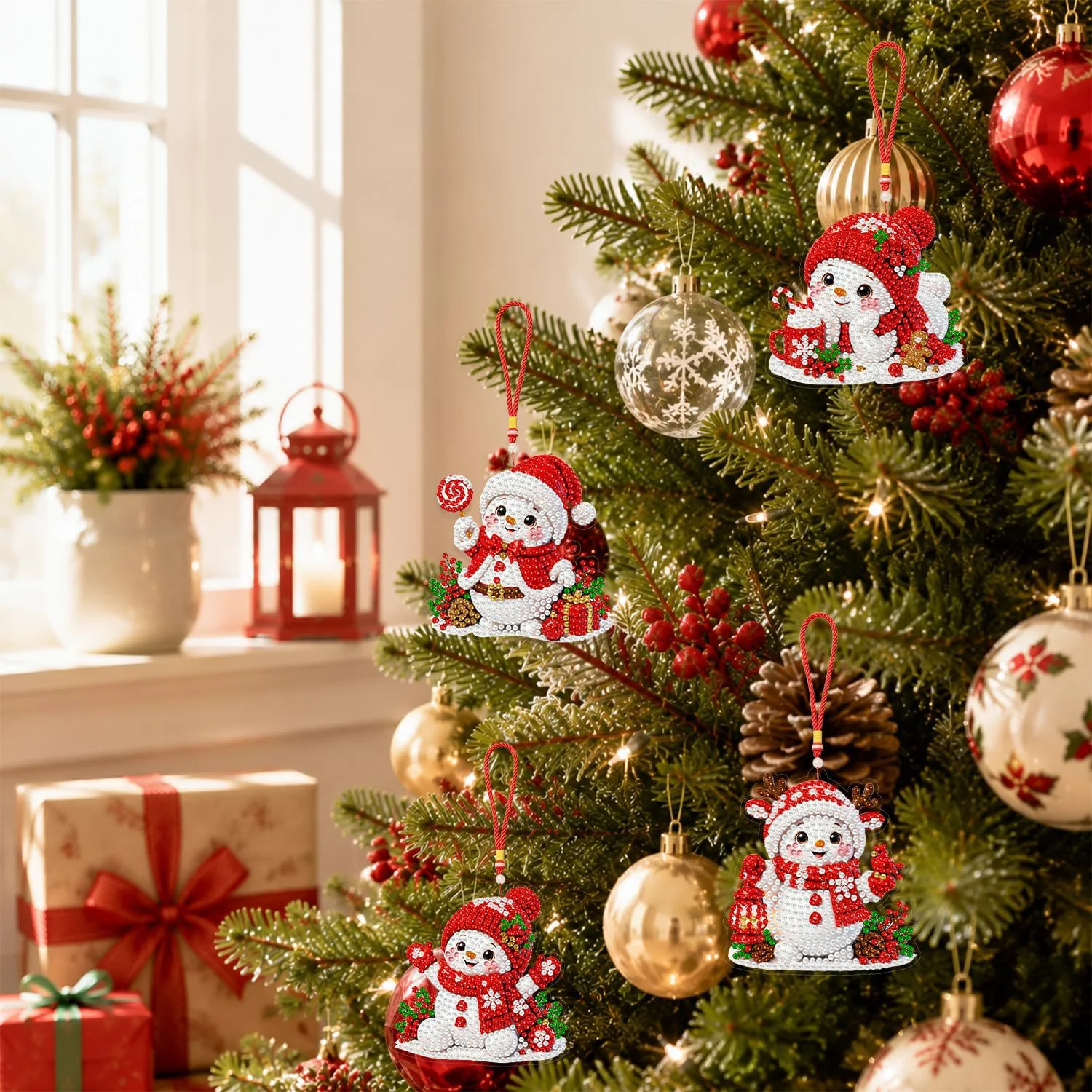 4-Piece Christmas Pearl Diamond Painting DIY Kit, Handmade Christmas Tree Decoration Tags, Adult Christmas Hanging Ornaments Handmade Kit, Stress-Relieving and Easy to Use, Beginner-Friendly, Can Be Used as Home Wall Hanging Decoration, Christmas Tree Decoration, Gift Decoration, Thank You Card, Gift for Craft Enthusiasts