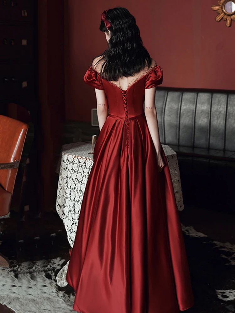 Ein-Schulter-Hochzeitskleid aus rotem Satin von Dr Ele mit hoher Taille, A-Linien-Rock und S Sve, formelles Abendkleid für Verlobung und Brid...