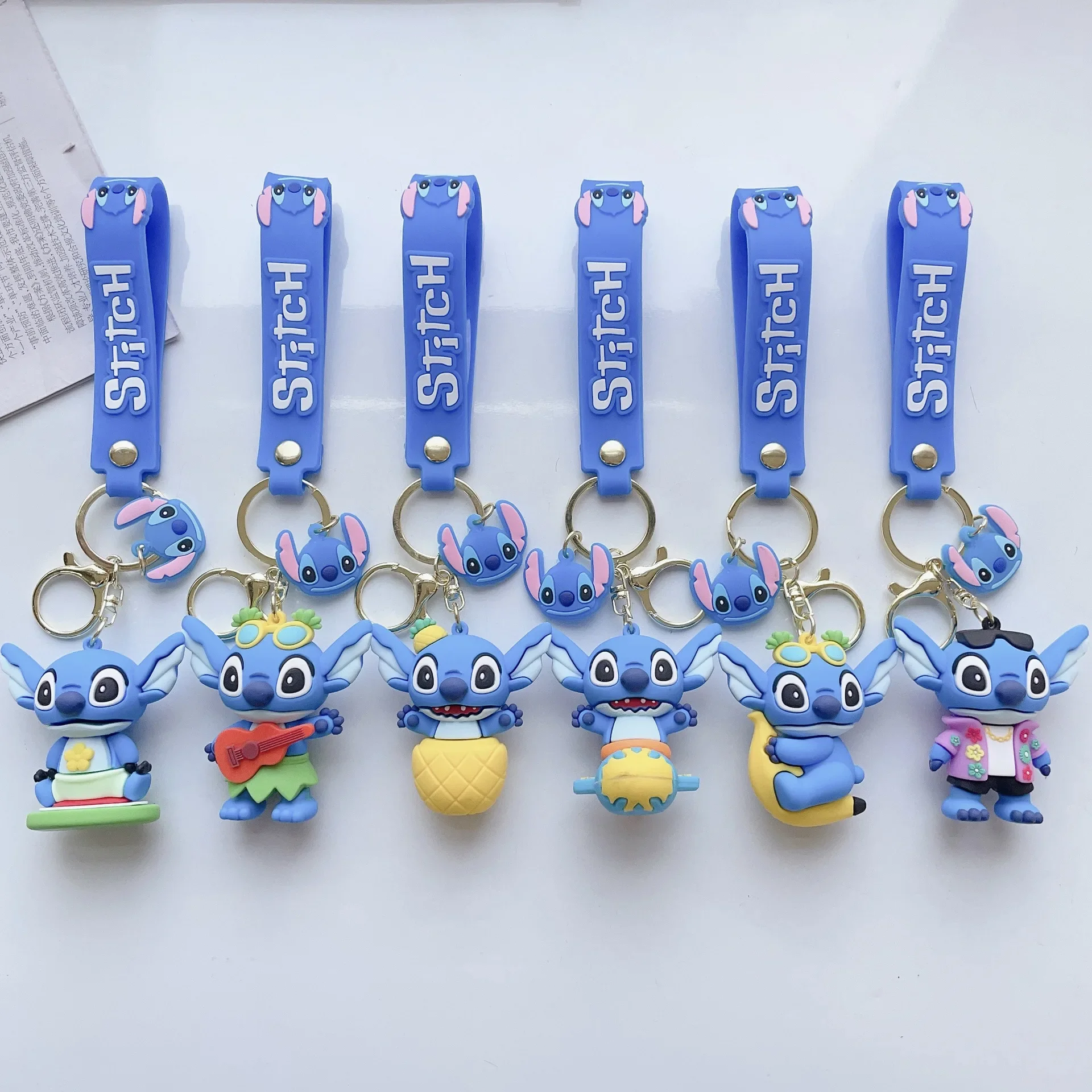 Creative Cartoon Cute Stitch Silicone Pendant Keychains for Women Men Lovely Stitch Keyring Backpack Bag Accessories Keys Holder