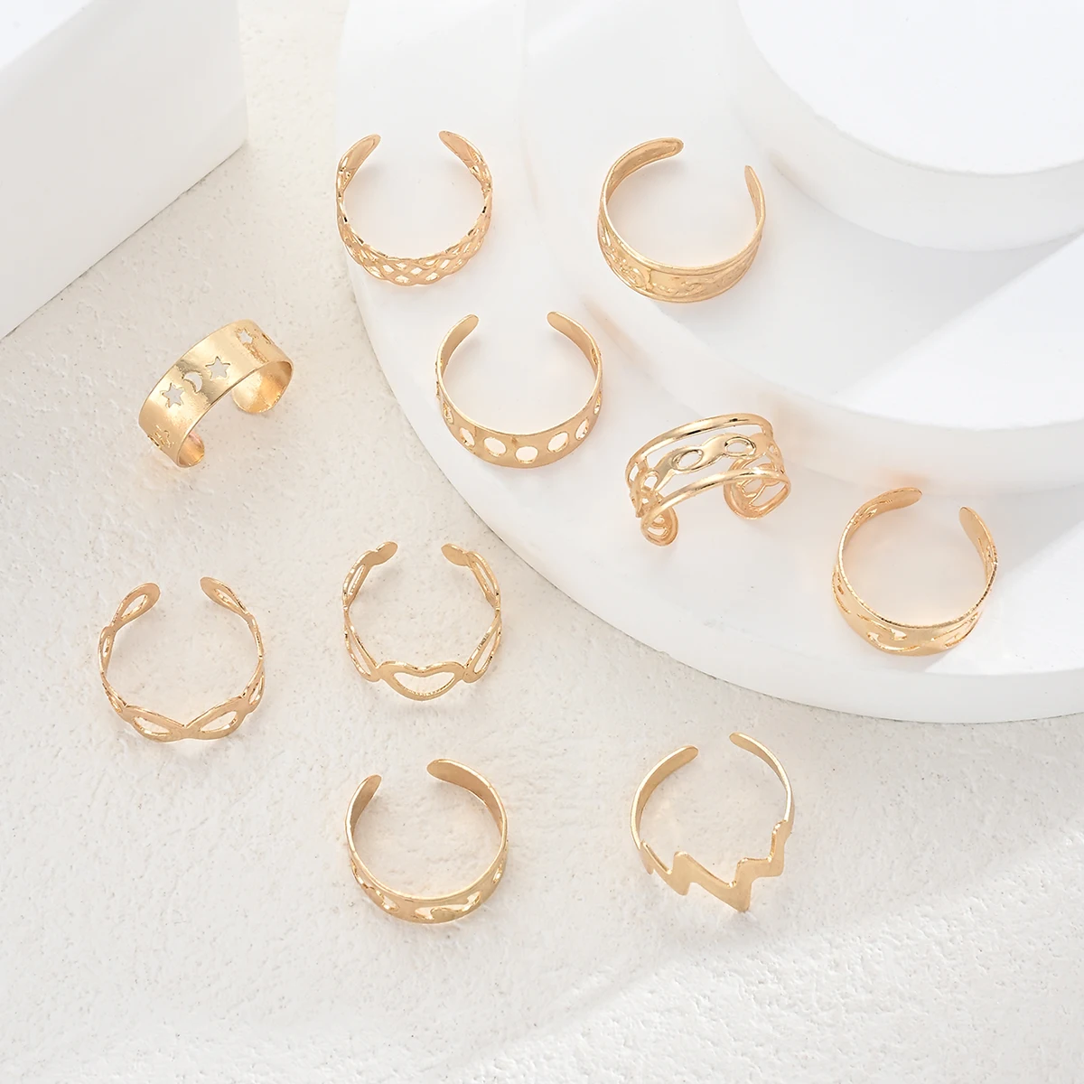 10pcs Gold Hollow Toe Ring Set With Heart Star Lightning Design For Women Adjustable Beach Foot Jewelry Summer Vacation Gifts view 5