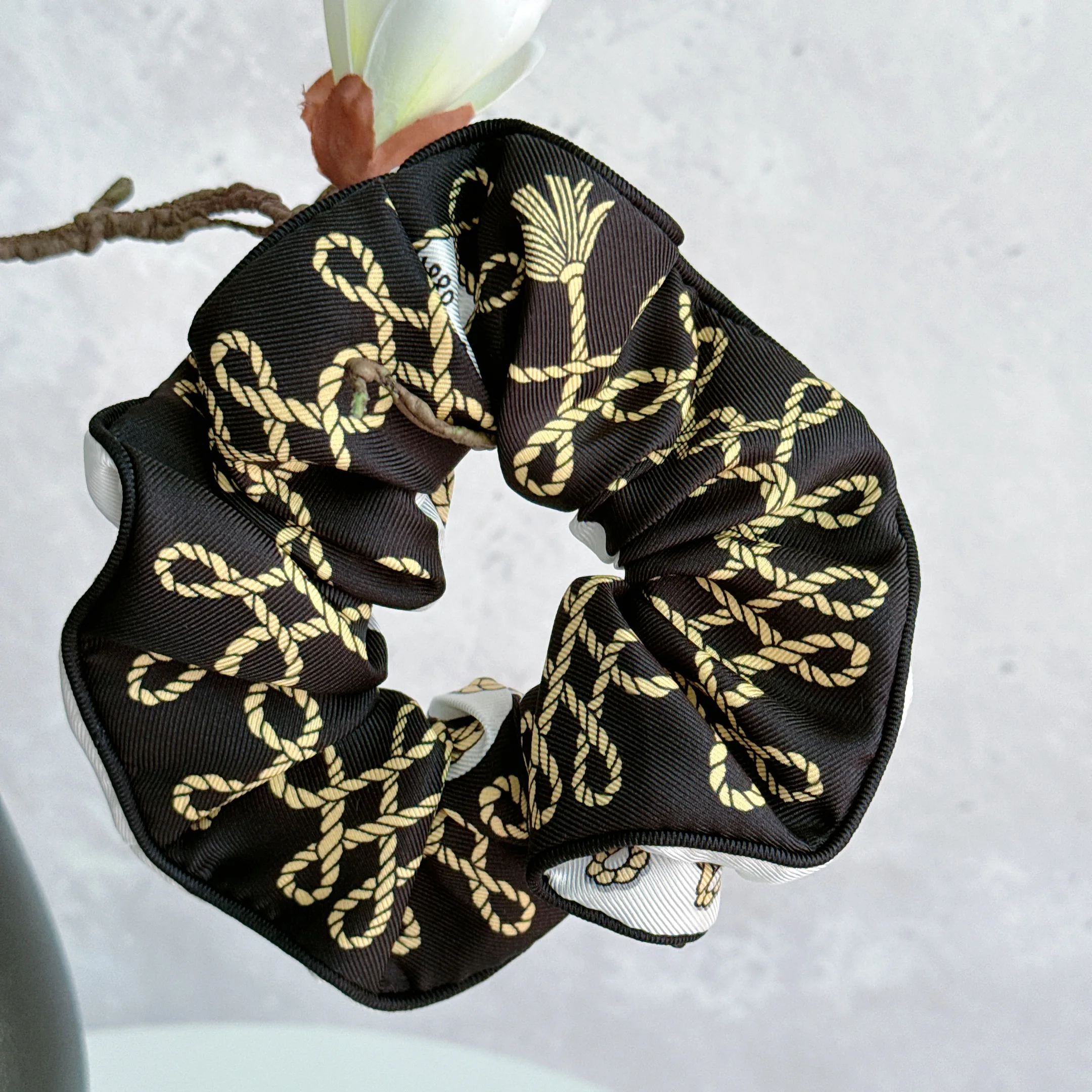 

Корейский стиль, большие резинки для волос из чистого шелка, резинки для волос шелковицы для девочек, женские волосы, держатель для хвоста, черная резинка для волос