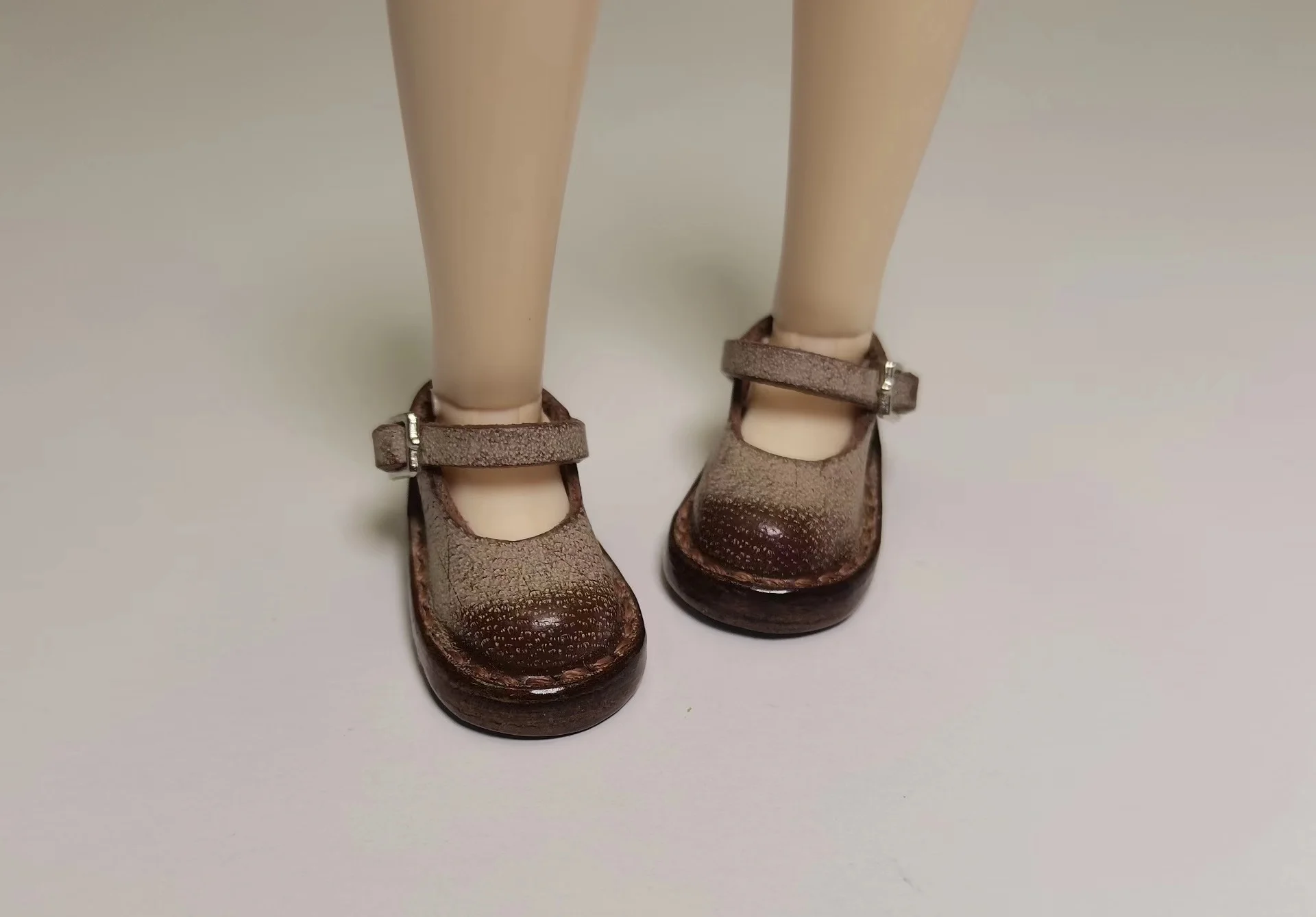 

（Twoweeks reservation）Handmade BJD Blythe Head layer waxed vegetable tanned cow hide taupe brown matchingshoes