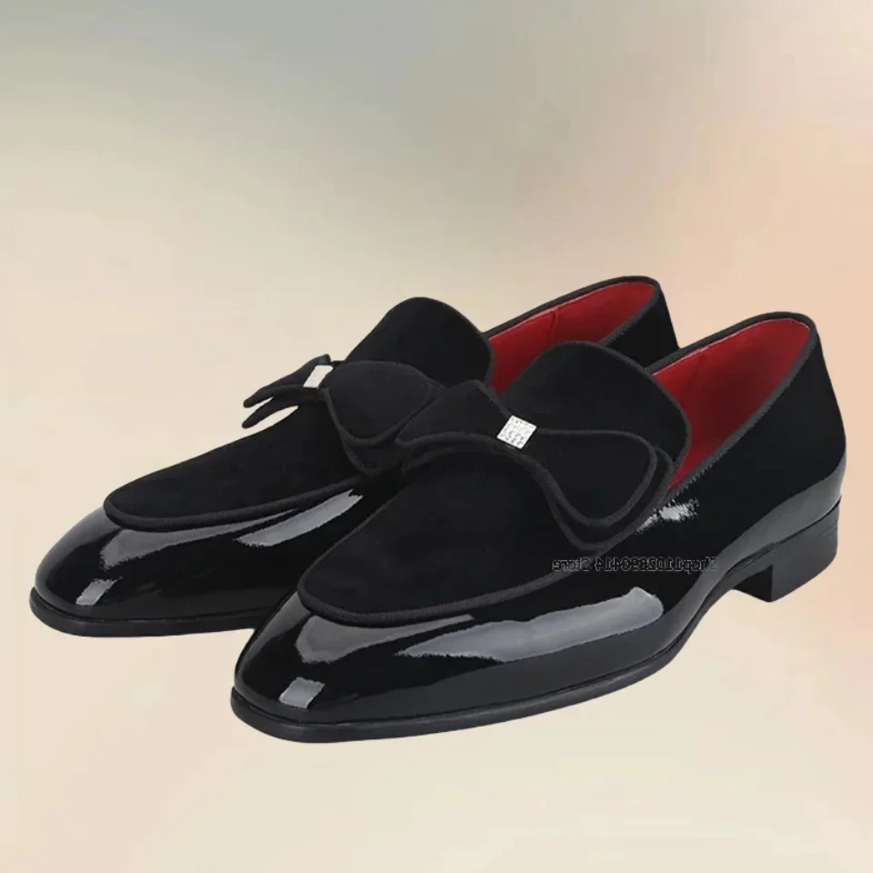 

Black Patent Leather Bow Tie Patchwork Flock Loafers Fashion Comfort Slip On Men Casual Shoes Handcraft Runway Men Dress Shoes