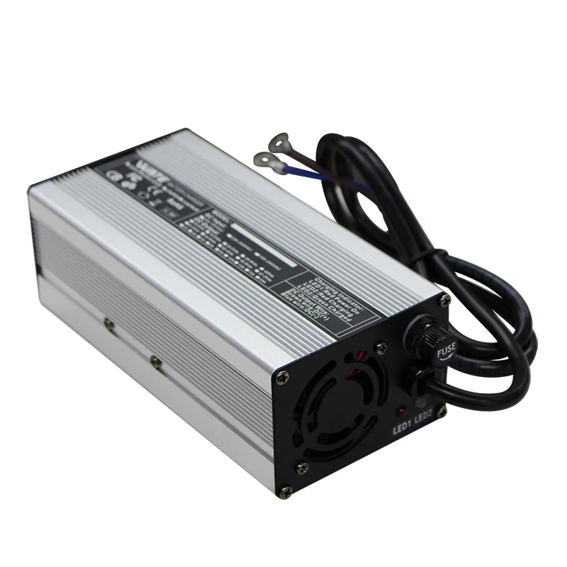 شاحن 67.2 فولت 10 أمبير غلاف ألومنيوم ذكي مناسب لبطارية ليثيوم 16 ثانية 60 فولت شحن سريع، آمن ومستقر