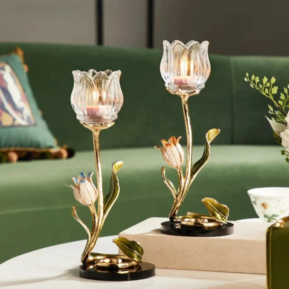 High Quality Light Luxury Creative Art Glass Aromatherapy Candle Holder French Romantic Table Ornament For Home Decor