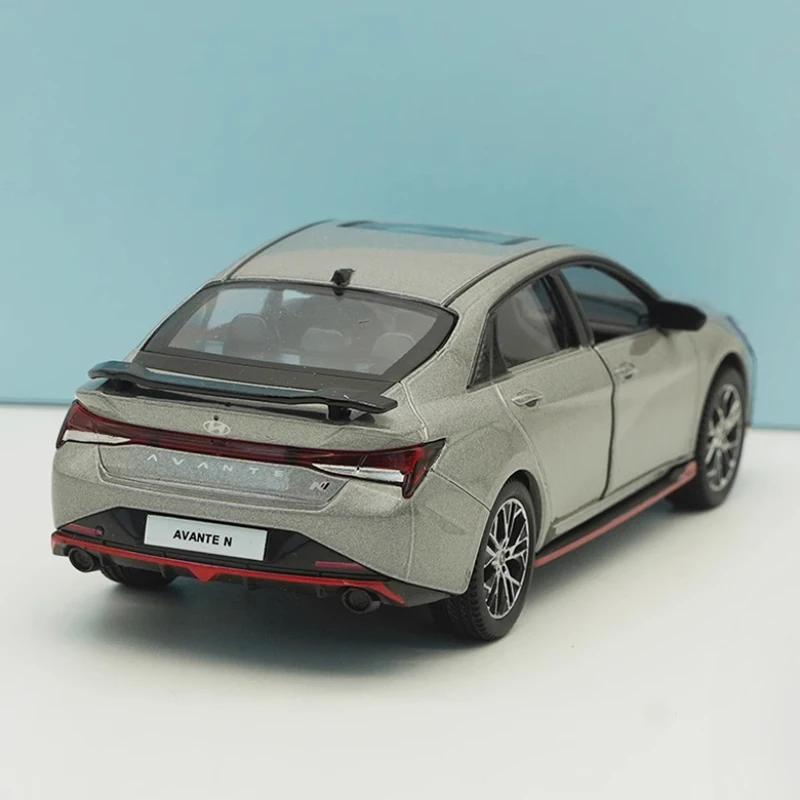 Diecast escala 1:38 avanta n puxar para trás liga modelo de carro acabamento simulação adulto crianças hobby coleção decoração menino presente