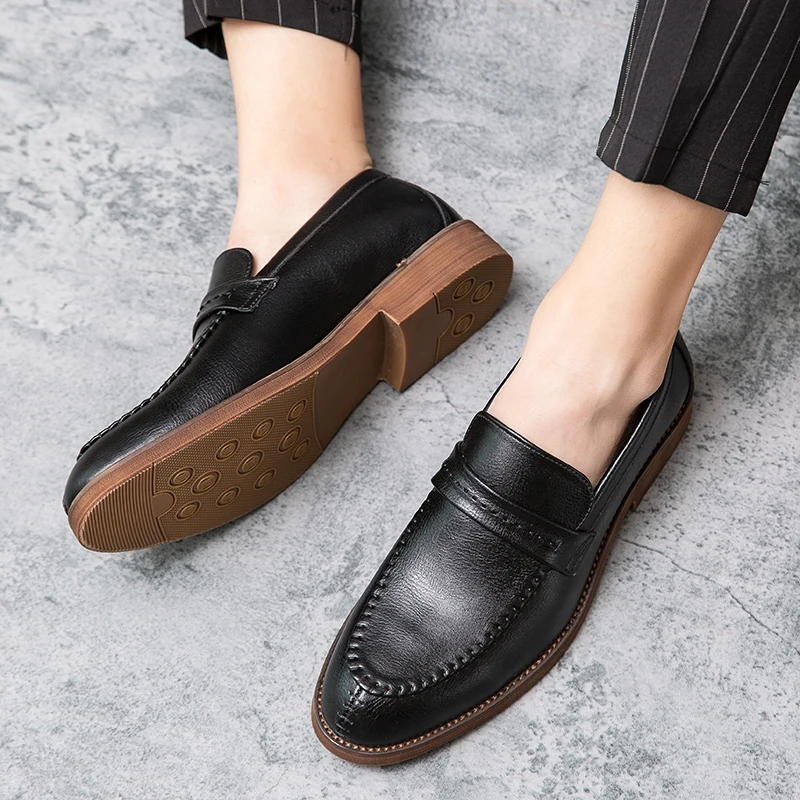 

Men Business Loafers Men Casual Comfortable Fashionable Oxford Leather Shoes European Gentlemen Social Banquet Shoes Sizes 38-47