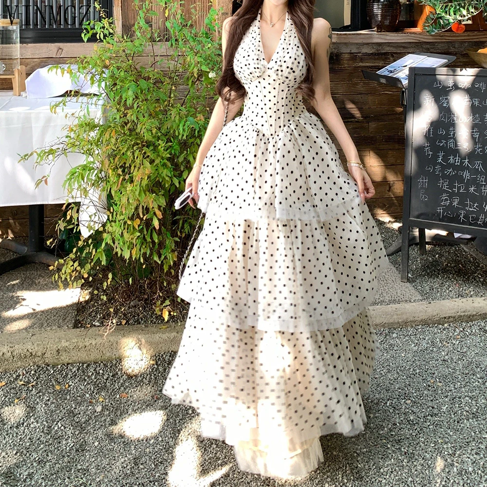 

French temperament polka dot halter neck dress women's spring waist and thin A-shaped skirt cake skirt