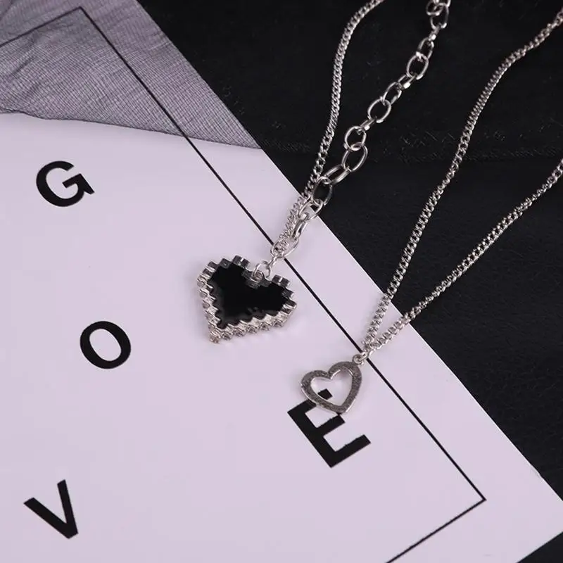 39BD 2Pcs Love Pixel Peach Heart Double Layer Necklaces Female Pendant Party Jewelry
