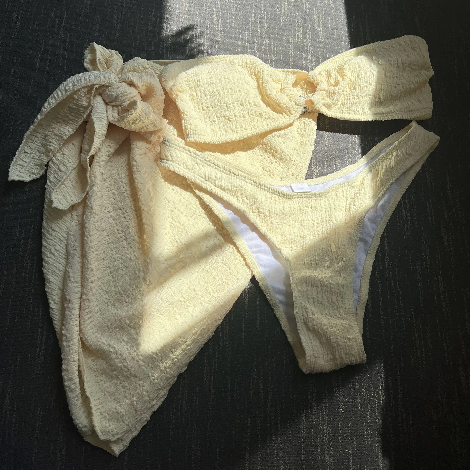 أطقم بيكيني مثيرة على شكل حلقة العصابة مكونة من ثلاث قطع مع تنورة غطاء ملابس سباحة ملابس شاطئ ملابس سباحة رفيعة بيكيني تانكيني