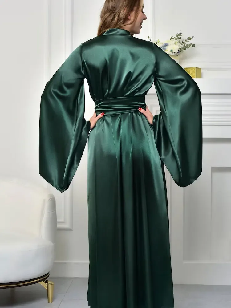 Thumbnail 3 - #13 Best Bridal Kimonos to Buy In 2026