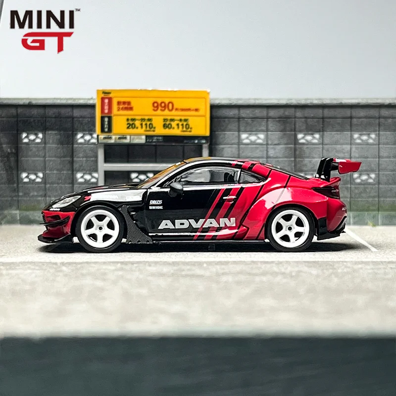 Nuevo Minigt 1:64 Toyota Gr86 # 956 Hks tipo R Advan modelo de coche fundido a presión juguetes coleccionables personalizados adorno de regalo vehículo en miniatura