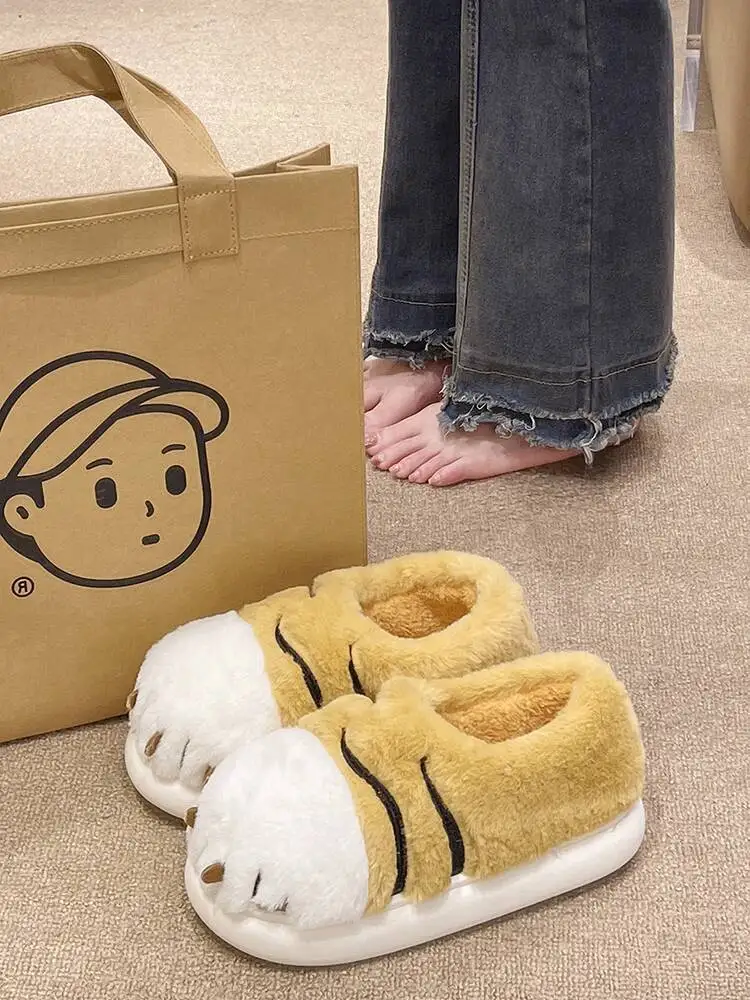 

2025 New Winter Women's Tiger Paw Design Cotton Home Slippers Anti Slip Thick Soled Warm Furry For Indoor Household Slippers