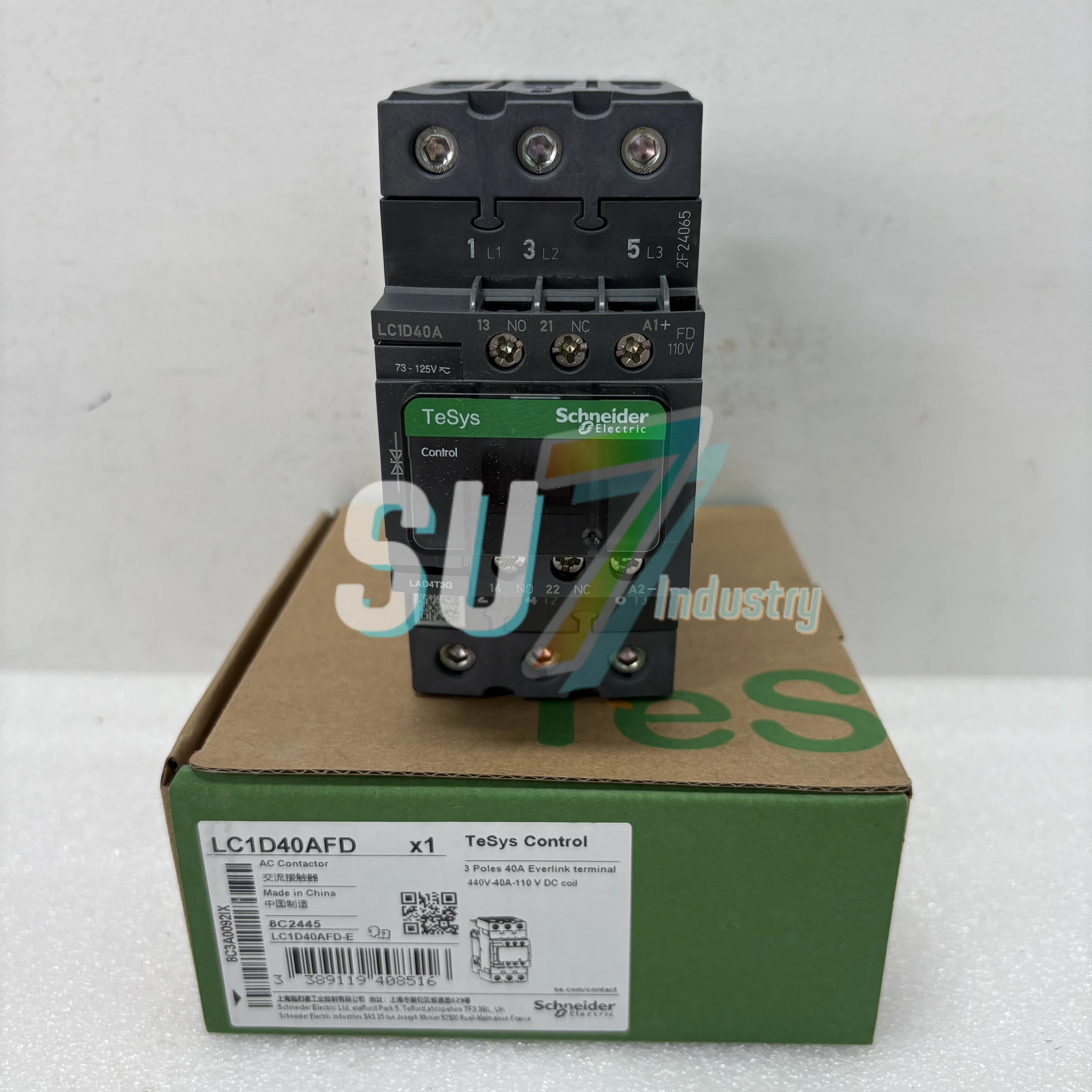 قواطع LC1D40AFD 110VDC جديدة في المستودع
