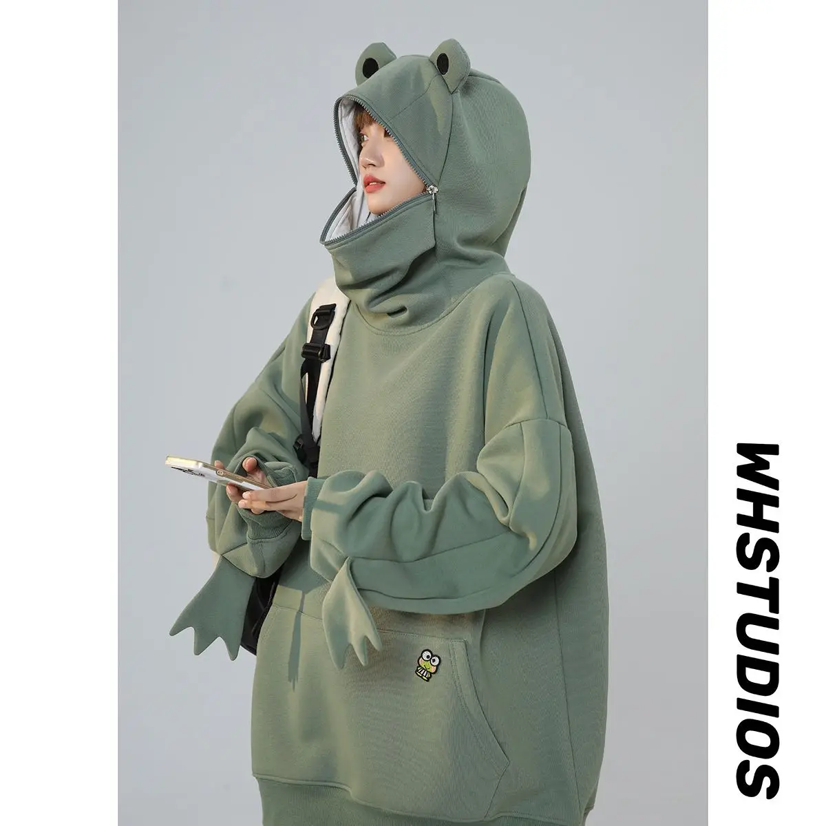 Women's Green Frog Zip-Up Hoodie - Cute & Age-Reducing Design for Petite Girls,Trendy Oversized Pullover with Unique Print