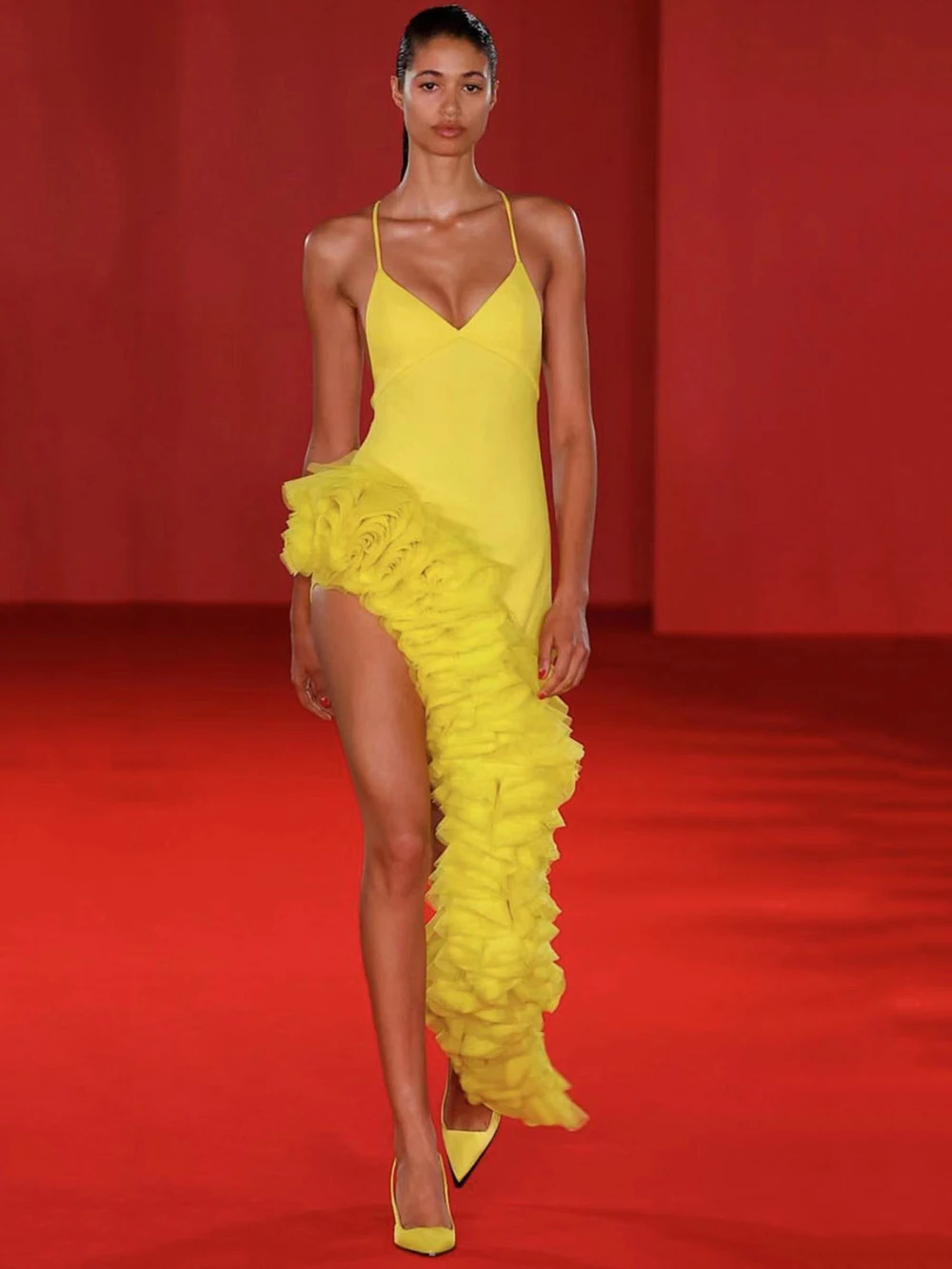 

New Arrival Women Summer Sexy V Neck Backless Yellow Ruffles Midi Bandage Dress 2023 Elegant Evening Club Party Dress