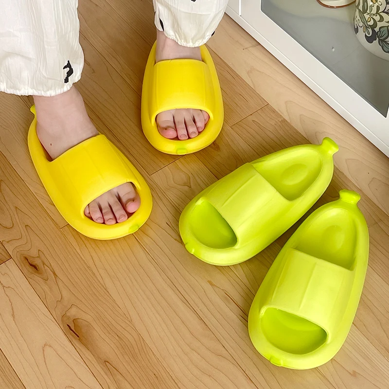 Couple Lovely Banana Slippers Women Anti-slip Eva Soft Thick Sole Sandals Bathroom Slipper Female 2024 Summer Fruit Shoes