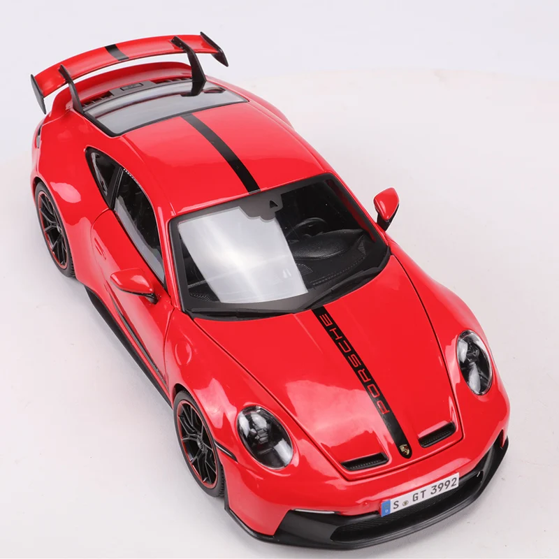 Maisto 1:18 Porsche 911 GT3 Racing Edition Die Casting Alloy Car Model Art Deco Collection Toy Tools Gift Factory