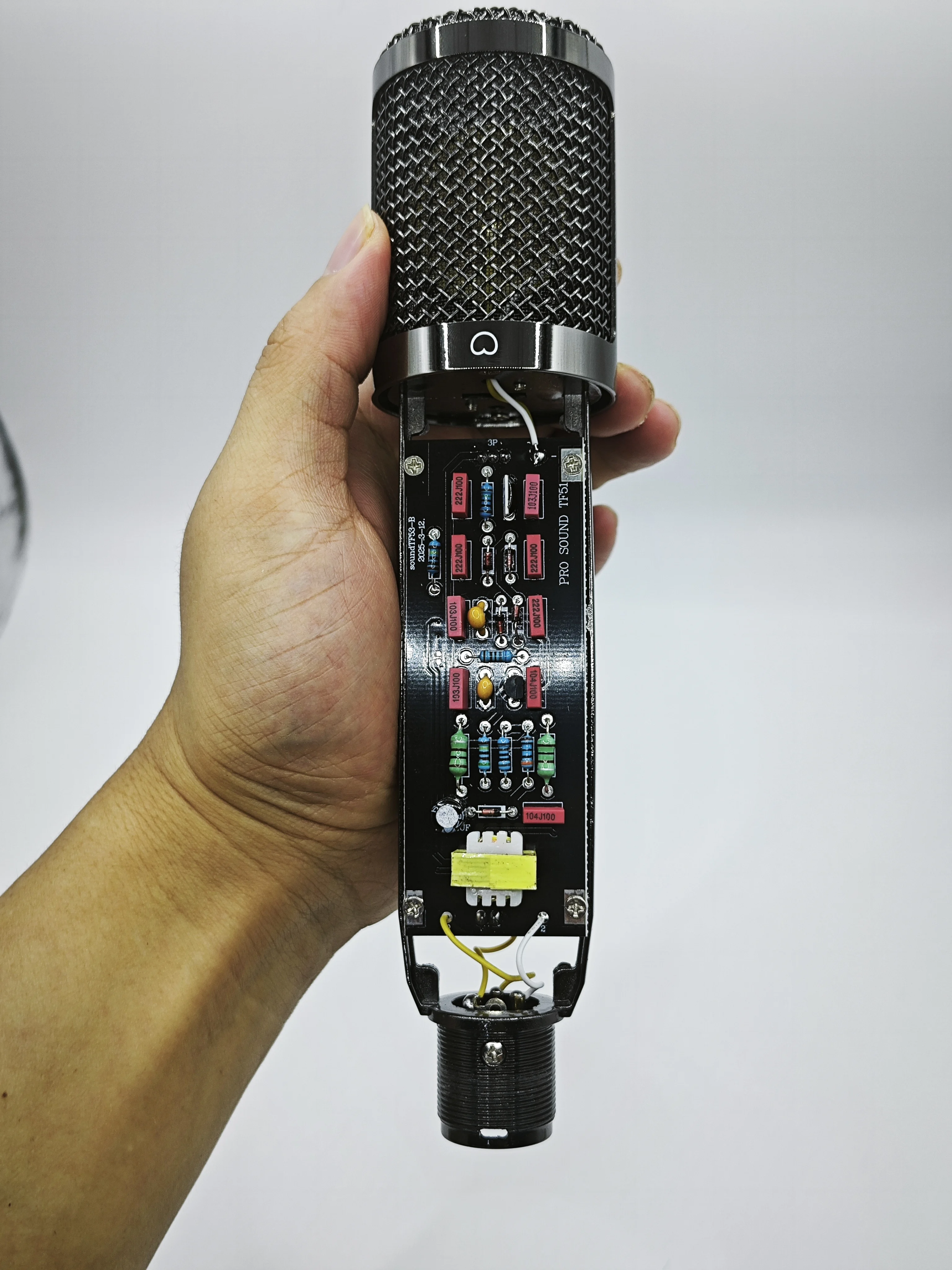 Professional large diaphragm TF51 condenser microphone, suitable for recording, singing, and live streaming