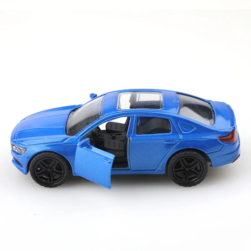 Simulated alloy car model, children\'s rebound, super cool car model, ornaments, gifts, cake decorations