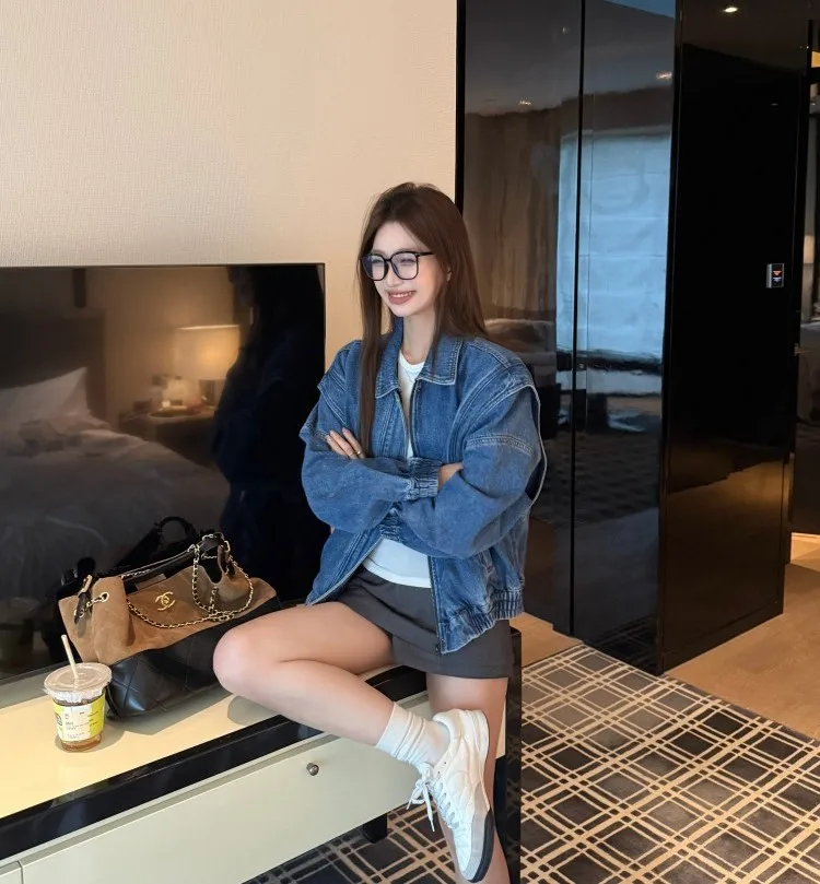 

Джинсовые пальто для женщин, женские весенние бархатные нежные романтические реглан с воздушным шаром и рукавами, с круглым вырезом, фестивальные городские кружевные значки