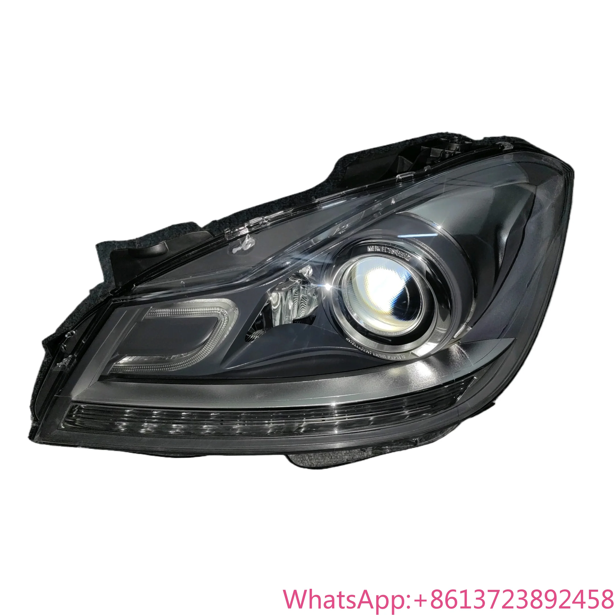 

For High Quality Front Headlights Suitable for Mercedes Benz C-Class W204 Hernia Car