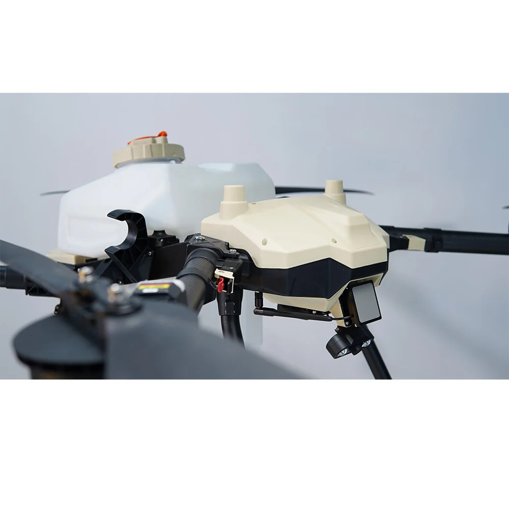 Nieuwe JIS LV30 Frame Multi Rotor Landbouwwatersproeibediening met een tank met grote laadvermogen van 30 kg