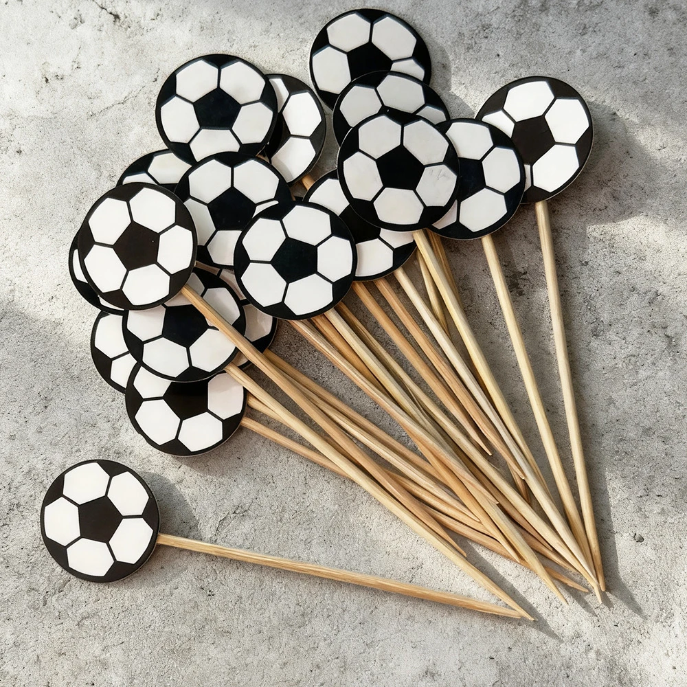 10/20/30 Stück Fußball-Fruchtspieße 12cm Cupcake-Topper Kuchendekoration Dessert-Deko für Kindergeburtstag Party-Deko Spieltag-Zubehör – Detail 4