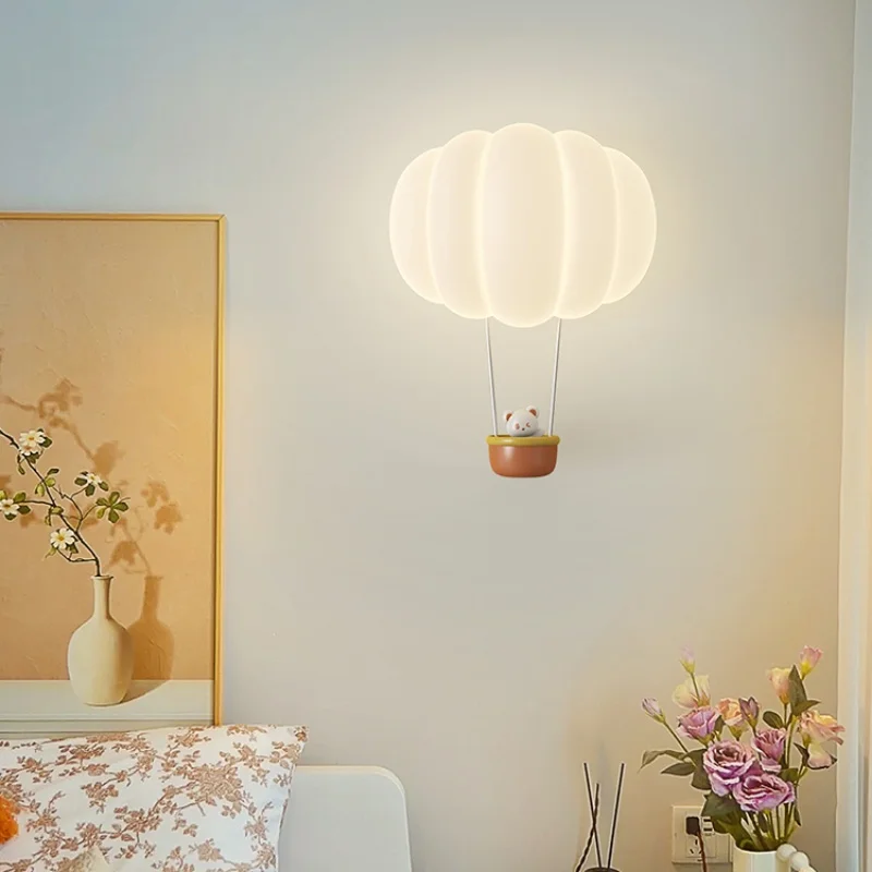 Lámpara de mesita de noche para dormitorio, lámpara de pared estilo crema, globo de aire caliente de calabaza, protección ocular, accesorio de iluminación LED para habitación de niños