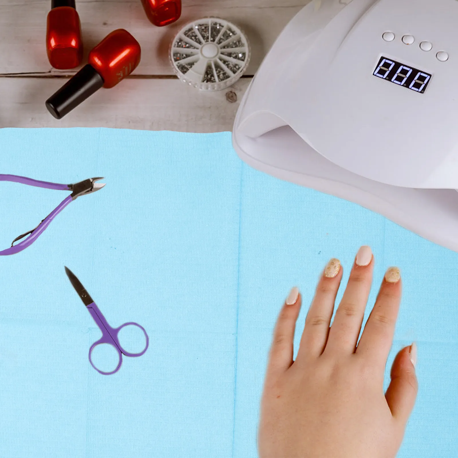 

125 шт. одноразовых водонепроницаемых ковриков для маникюра, небесно-голубые, с мягкой поверхностью, для профессионального ухода за ногтями