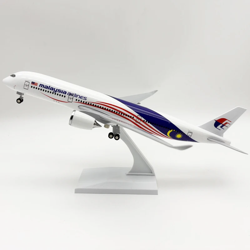

Игрушечный самолет A350 Malaysia Airways, 30 см, модель из смолы, масштаб 1/250, литой самолет, сувенир, украшение, подарок для детей
