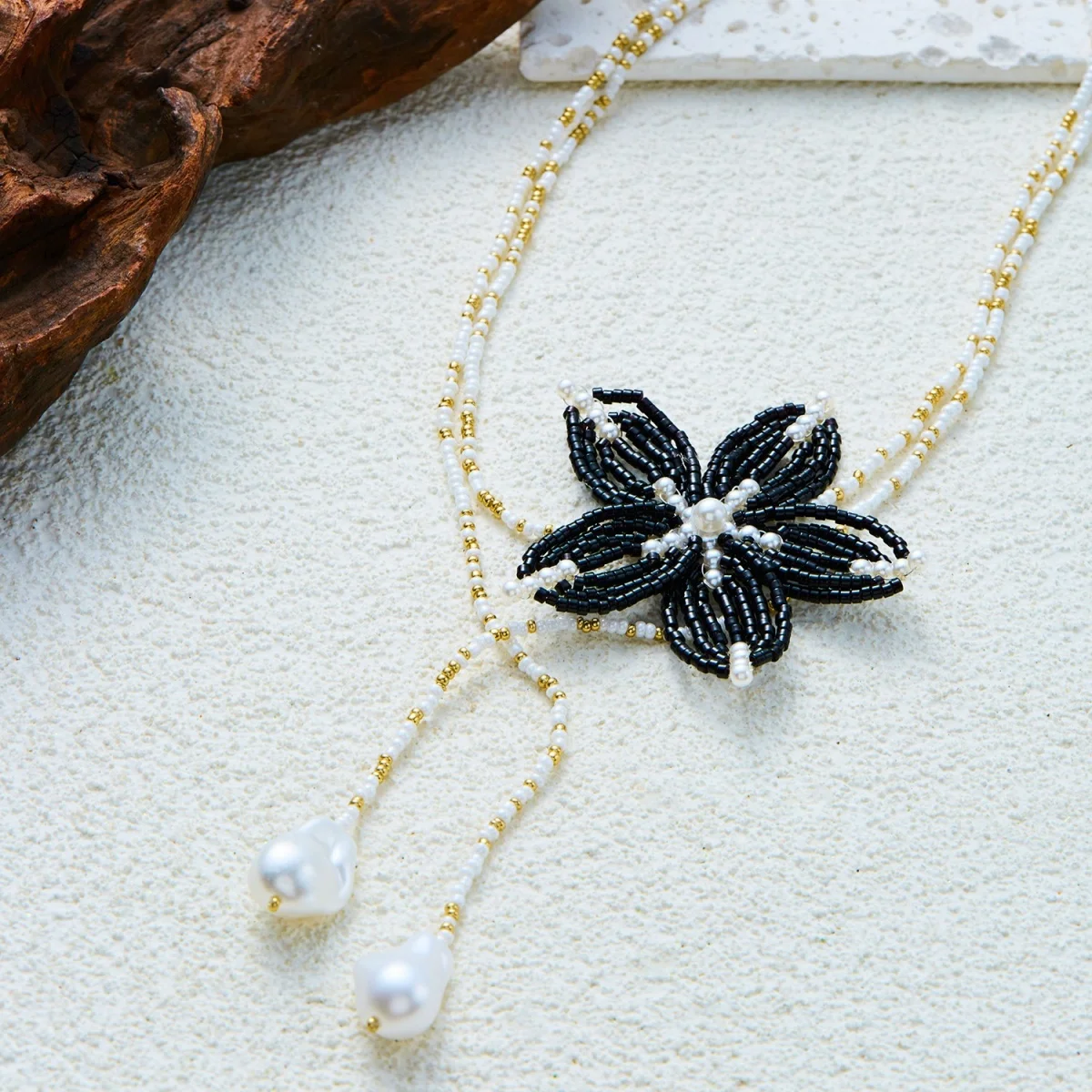 Böhmische handgefertigte Halskette mit gewebten Reisperlen und Blumenmuster für Damen, barocke Kunstperlen-Quastenkette, lange Pulloverkette, Schmuckstück – Detail 34