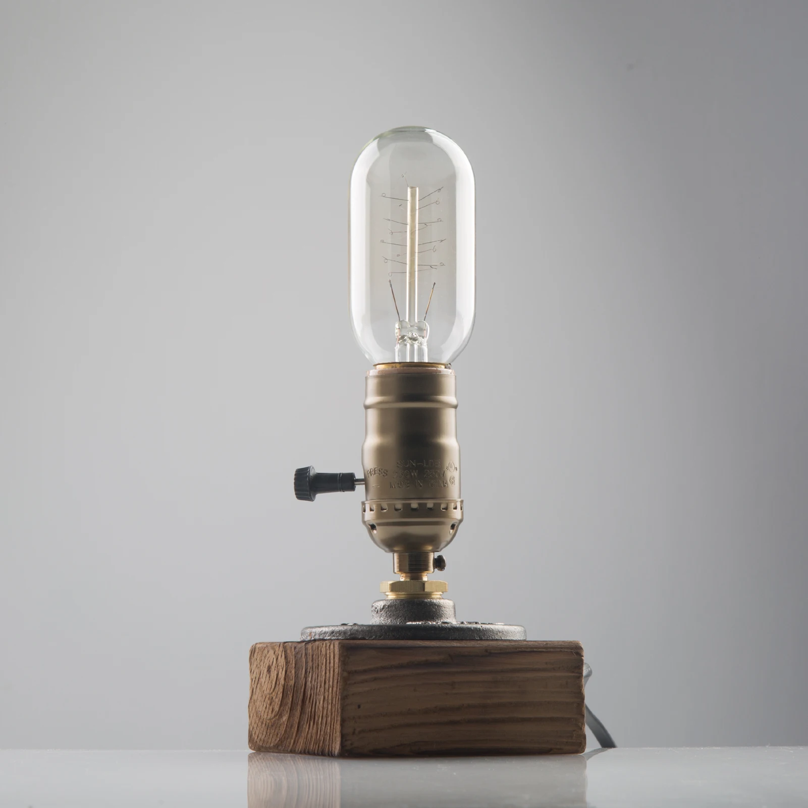 

Ouxean Vintage Table Lamp E26 Industrial Dimmable Nightlight for Bedrooms Living Room Home Art Display Cafe Studio, No Bulb