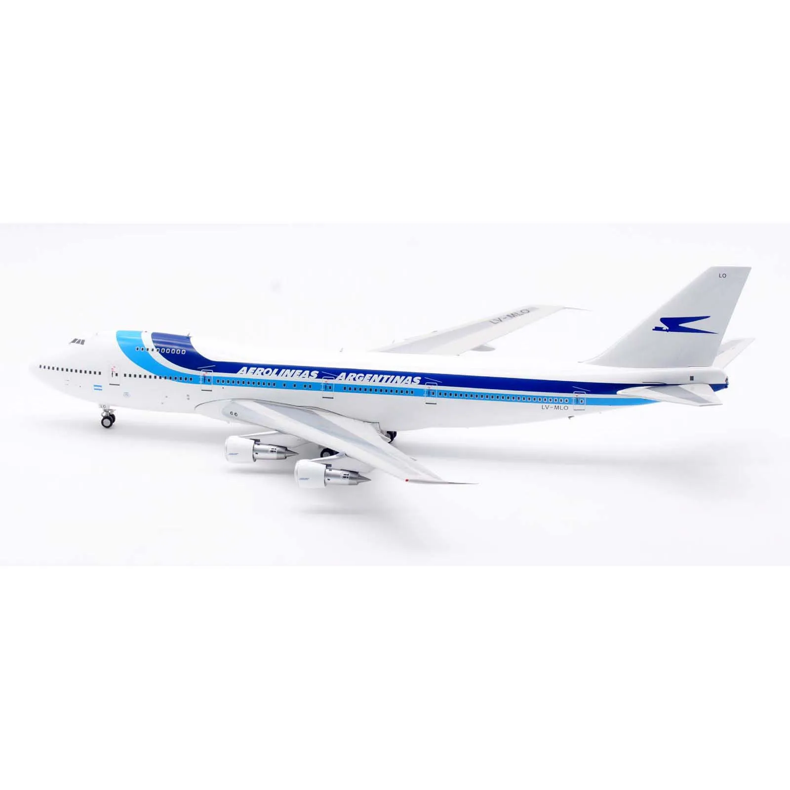 IF742LV1224 Alloy Collectible Plane Gift Inflight 1:200 Aerolineas Argentinas Boeing B747-200B Diecast Aircraft Jet Model LV-MLO