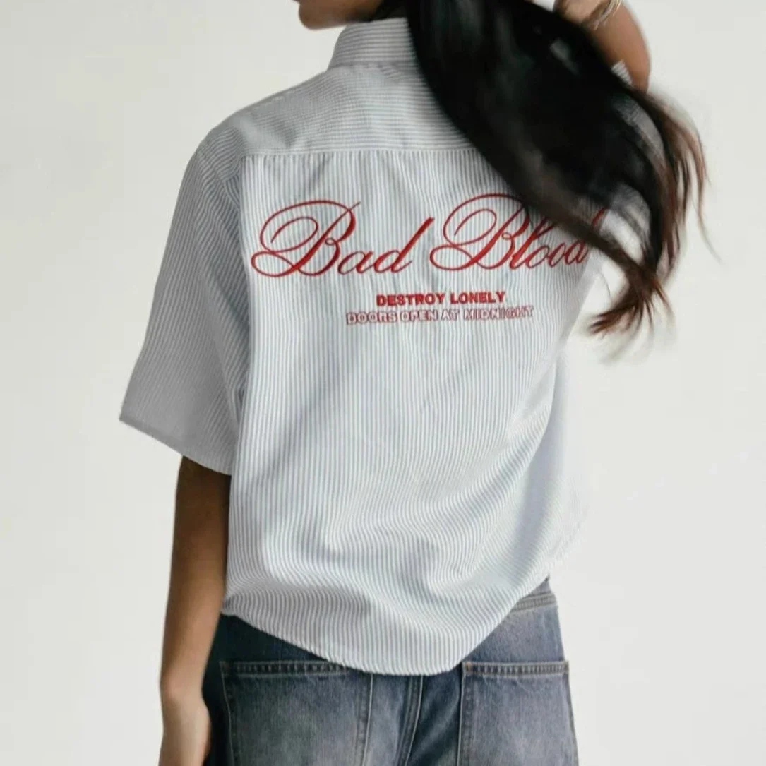 

Корейская рубашка Badblood с короткими рукавами и американскими ретро-полосками, простая вышивка с надписями, свободная универсальная повседневная рубашка унисекс