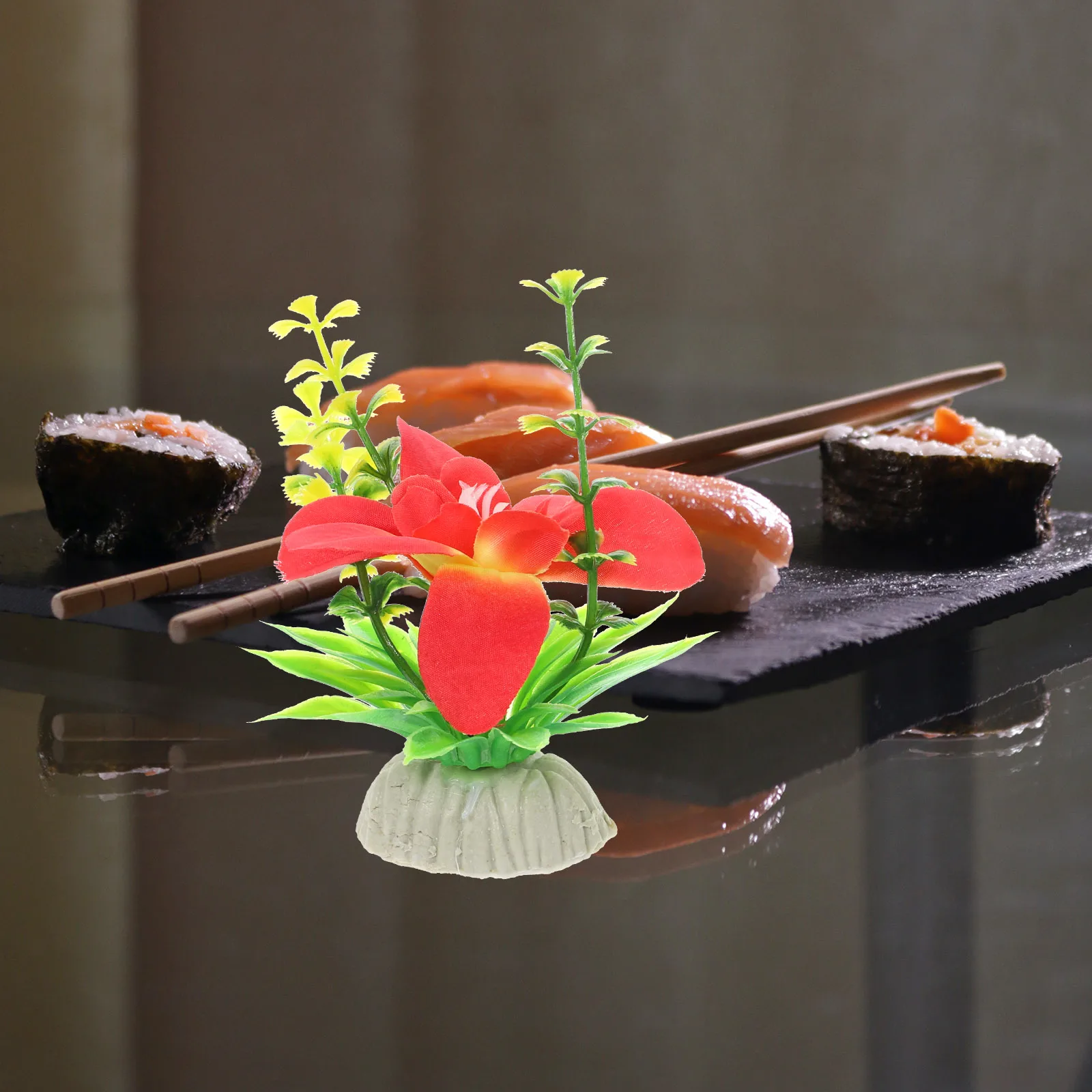 

5Pcs Beautiful Sushi Plate Decors Plastic Artificial Plants Professional Photo Props for Special Occasions Sushi Plate Flowers