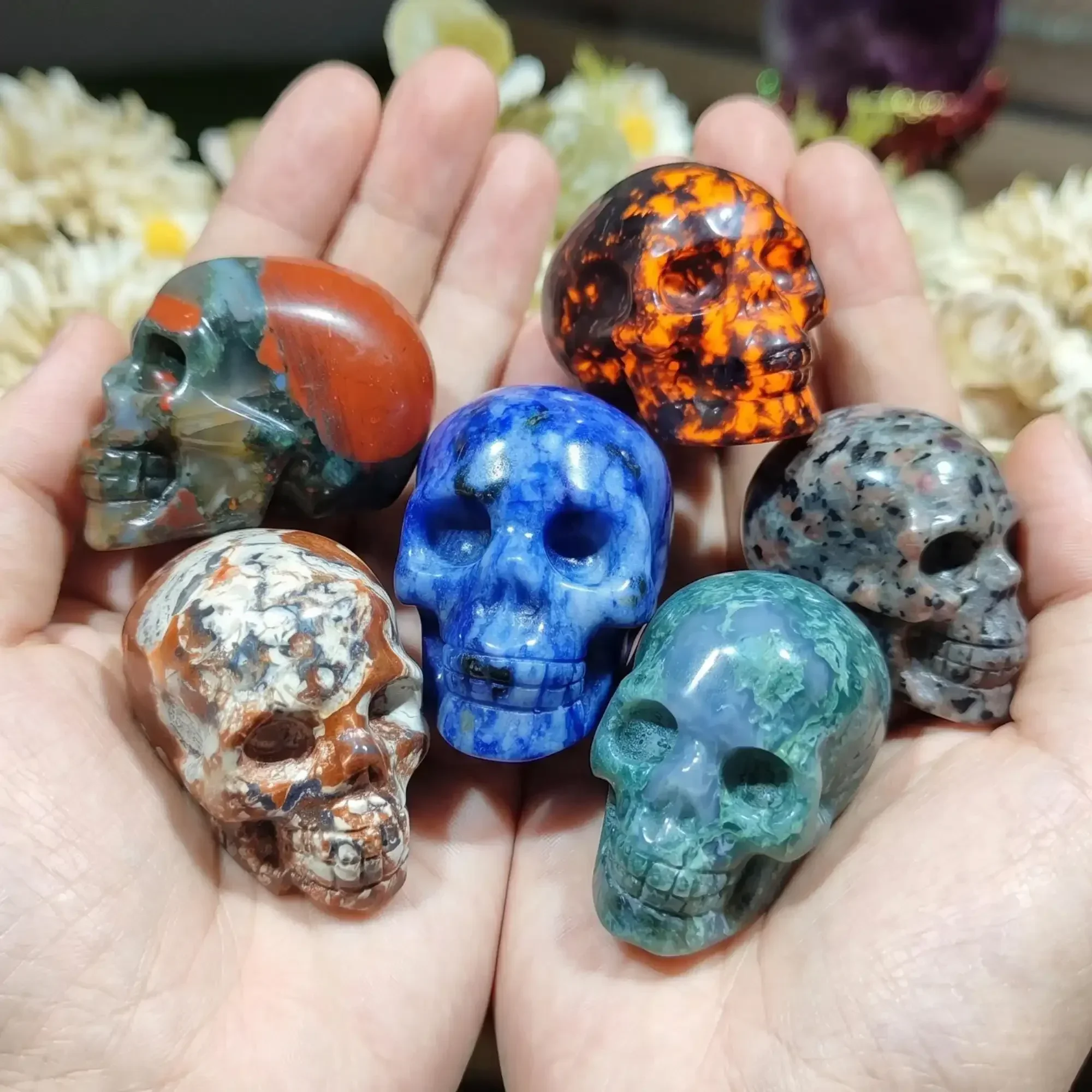 Wholesale Multi-material Skull Polished Craft Collectible Home Decor Tabletop Ornament Irregular Shape Engraved Feng Shui