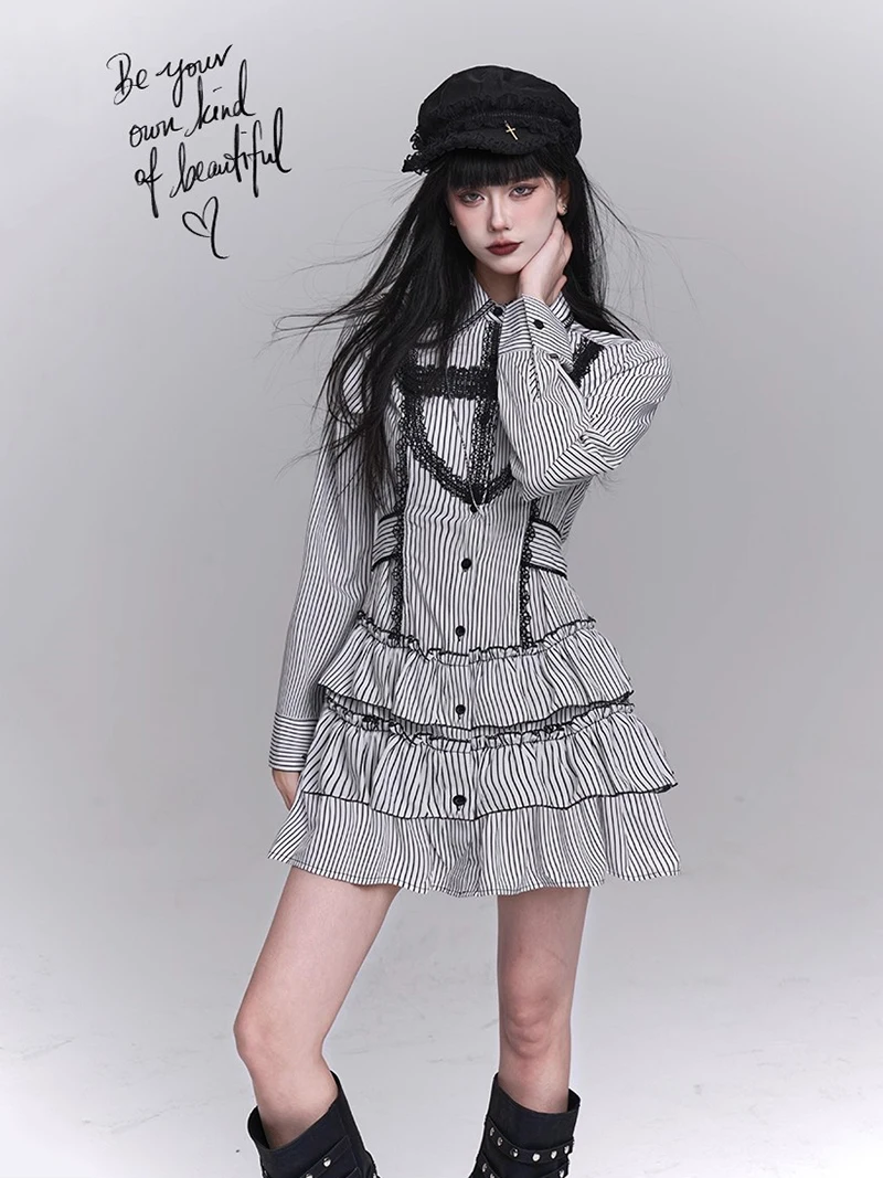 REDDACHiC robe chemise rayée pour femmes cravate dentelle bouton croisé devant manches longues à volants robe de gâteau à plusieurs niveaux vêtements gothiques Alt