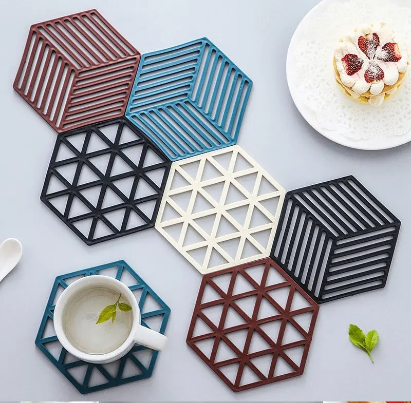 Hohl Solide Anti Slip Isolierung Silikon Matte Untersetzer Lebensmittel Grade Material Tischset Tisch Hexagon Tasse Matte Haushalt – Detail 2
